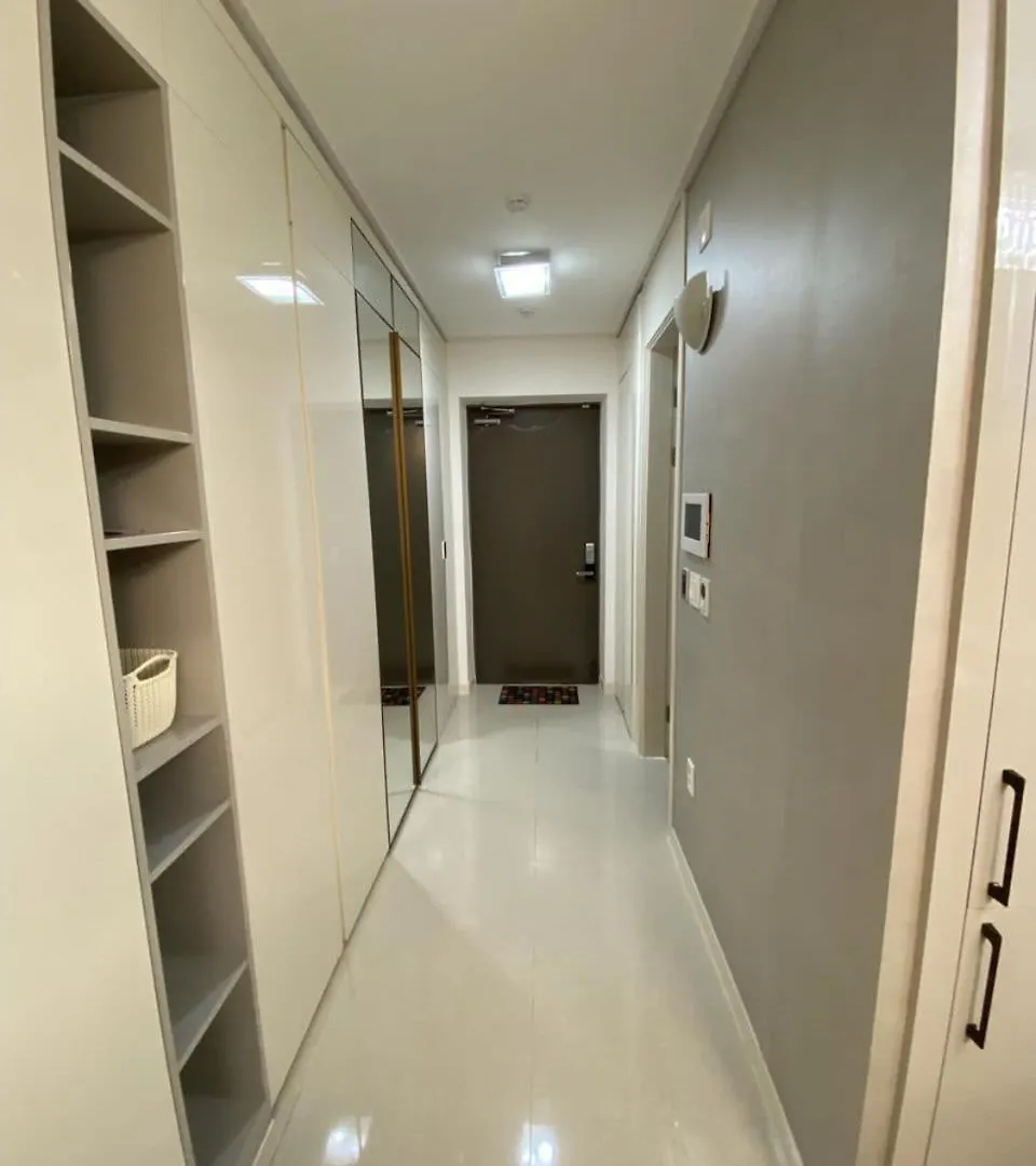 Whitehome 아스타나