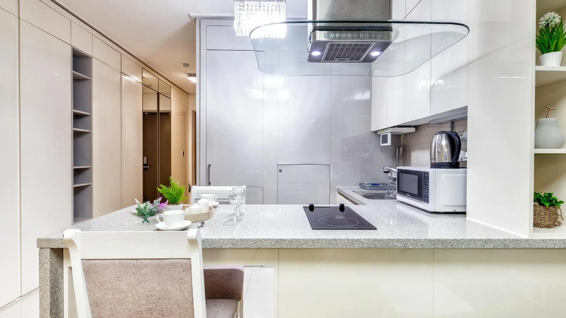 Whitehome 아스타나 아파트