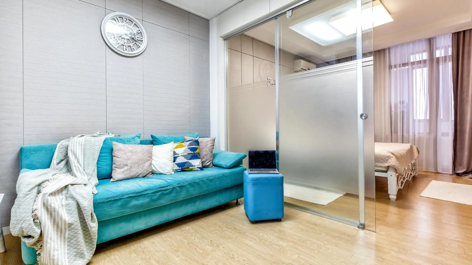 아파트 Whitehome 아스타나